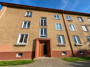 Prodej bytu 1+1 v osobním vlastnictví 37 m², Štětí