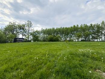 Prodej pozemku 966 m², Police