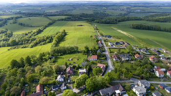 Prodej pozemku 966 m², Police