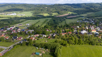 Prodej pozemku 966 m², Police