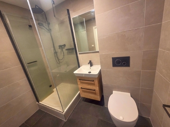 koupelna - Pronájem bytu 2+kk v osobním vlastnictví 33 m², České Budějovice