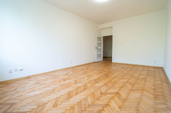 Pronájem bytu 2+1 v osobním vlastnictví 76 m², Praha 10 - Vršovice