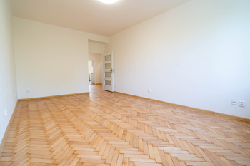 Pronájem bytu 2+1 v osobním vlastnictví 76 m², Praha 10 - Vršovice