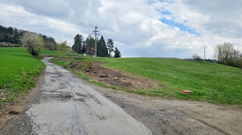 Pozemek 3.089 m2, zastavitelní část cca 1.260 m2 - Prodej pozemku 2322 m², Nespeky