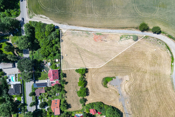 Prodej pozemku 3089 m², Nespeky