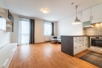 Pronájem bytu 2+kk v osobním vlastnictví 57 m², Praha 9 - Horní Počernice