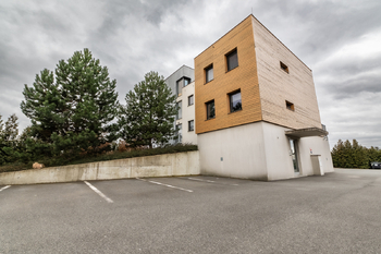 Pronájem bytu 2+kk v osobním vlastnictví 57 m², Praha 9 - Horní Počernice