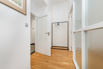 Prodej bytu 4+1 v osobním vlastnictví 108 m², Praha 2 - Nové Město