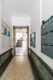 Prodej bytu 2+kk v osobním vlastnictví 51 m², Praha 10 - Záběhlice