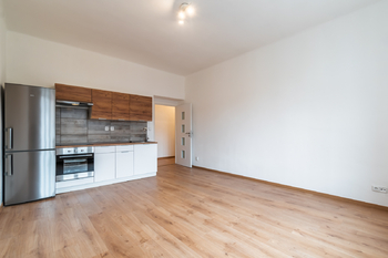 Prodej bytu 2+kk v osobním vlastnictví 51 m², Praha 10 - Záběhlice