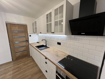 Prodej chaty / chalupy 120 m², Hrob