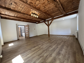 Prodej domu 120 m², Hrob
