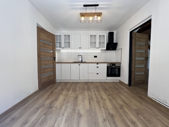 Prodej chaty / chalupy 120 m², Hrob