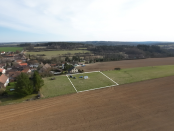 Prodej pozemku 2501 m², Čerňovice