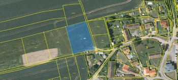 Prodej pozemku 2501 m², Čerňovice