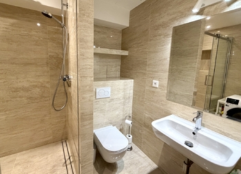 Prodej bytu 3+kk v osobním vlastnictví 67 m², Praha 5 - Hlubočepy
