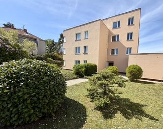 Prodej bytu 3+kk v osobním vlastnictví 67 m², Praha 5 - Hlubočepy