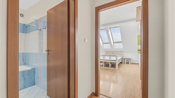 Pronájem bytu 2+kk v osobním vlastnictví 50 m², Praha 4 - Nusle