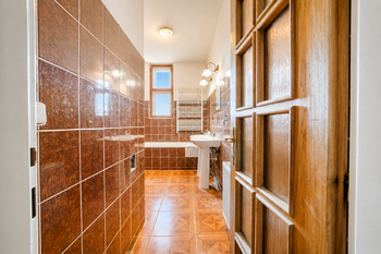 Prodej bytu 4+1 v osobním vlastnictví 111 m², Hradec Králové
