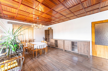 Obývací pokoj v 2.NP - Prodej domu 189 m², Nový Knín