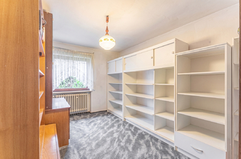 2. Pokoj v 1.NP - Prodej domu 189 m², Nový Knín