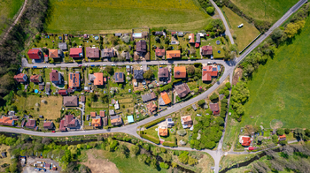 Pohled z dronu - Prodej domu 189 m², Nový Knín