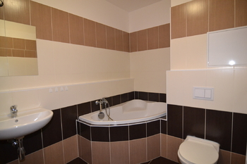 Pronájem bytu 2+kk v osobním vlastnictví 48 m², Praha 5 - Hlubočepy