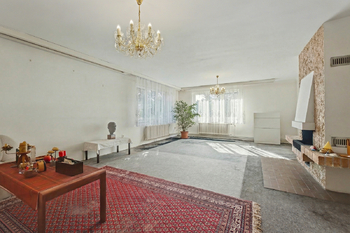 Prodej pozemku 1696 m², Praha 9 - Újezd nad Lesy
