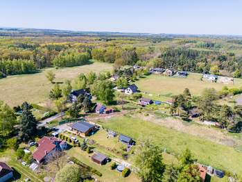 Prodej pozemku 738 m², Sadská