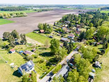 Prodej pozemku 738 m², Sadská