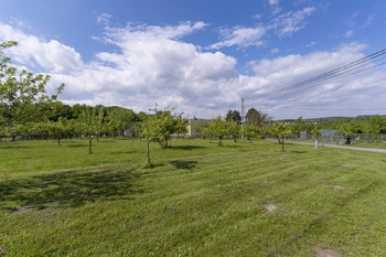 Prodej pozemku 2193 m², Stará Ves nad Ondřejnicí