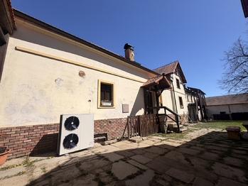 Prodej zemědělského objektu 725 m², Bor