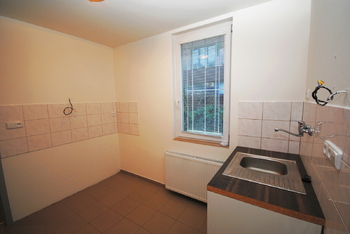 Prodej kancelářských prostor 226 m², Praha 10 - Petrovice