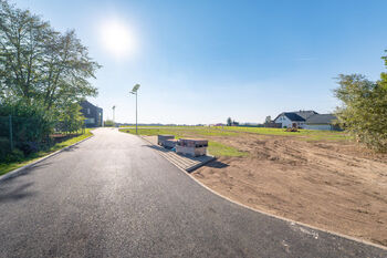 Prodej pozemku 808 m², Žďár