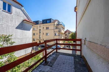 Balkon - Prodej domu 221 m², Praha 6 - Řepy