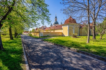 Klášter benediktinek Bílá Hora - Prodej domu 221 m², Praha 6 - Řepy