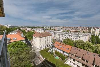 VÝHLED Z TERASY - Pronájem bytu 1+kk v osobním vlastnictví 37 m², Praha 6 - Břevnov