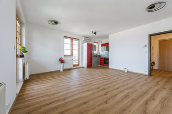BYT - Pronájem bytu 1+kk v osobním vlastnictví 37 m², Praha 6 - Břevnov