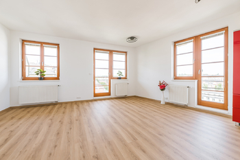 BYT - Pronájem bytu 1+kk v osobním vlastnictví 37 m², Praha 6 - Břevnov