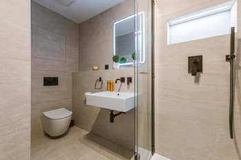 KOUPELNA - Pronájem bytu 1+kk v osobním vlastnictví 37 m², Praha 6 - Břevnov