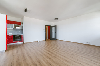 BYT - Pronájem bytu 1+kk v osobním vlastnictví 37 m², Praha 6 - Břevnov