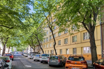 Pohled na dům - Prodej bytu 2+kk v osobním vlastnictví 44 m², Praha 3 - Žižkov 