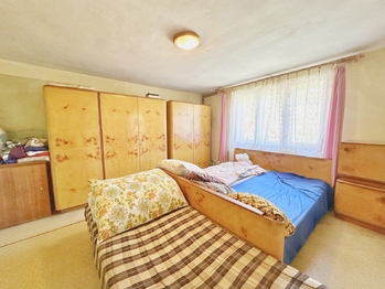 Prodej domu 94 m², Huslenky