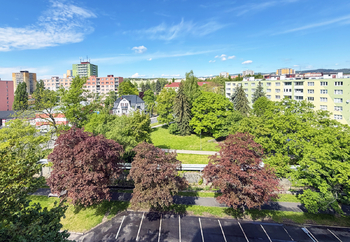 Výhled z balkonu - Prodej bytu 2+1 v osobním vlastnictví 57 m², Chodov