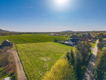 Prodej pozemku 858 m², Žďár
