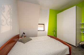 ložnice patro - Prodej chaty / chalupy 110 m², Budyně nad Ohří