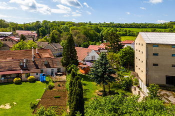 dron pohled na dům - Prodej chaty / chalupy 110 m², Budyně nad Ohří