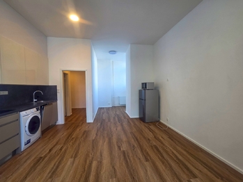obývací pokoj - Pronájem bytu 2+kk v osobním vlastnictví 47 m², České Budějovice