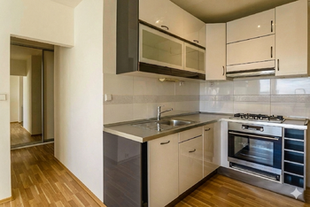 Pronájem bytu 2+kk v osobním vlastnictví 46 m², Praha 4 - Hodkovičky