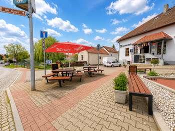 Pronájem restaurace 200 m², Praha 4 - Újezd u Průhonic